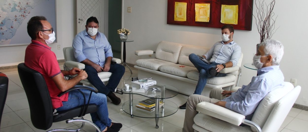 Governo dialoga com West Coast sobre andamento das atividades