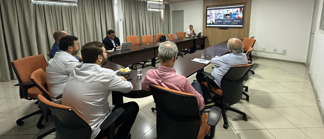 Governo do Estado discute operação de contêineres no porto de Sergipe